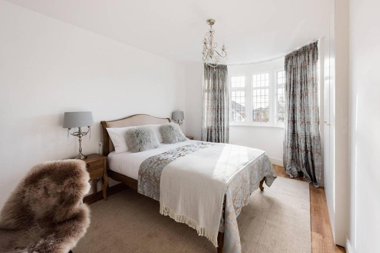The Bluebird - One Bedroom Apartment In Watford Watford  Exterior photo